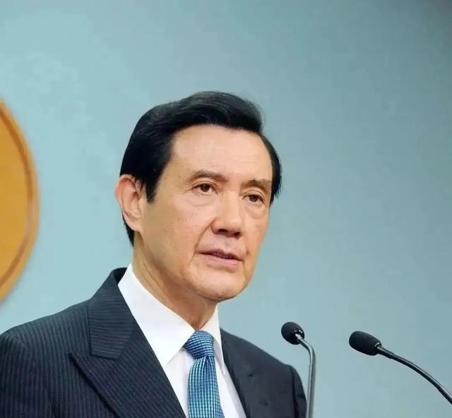 被同1块石头绊倒4次!马刺丢冠太扎心了,米奇给出解释,说得轻巧