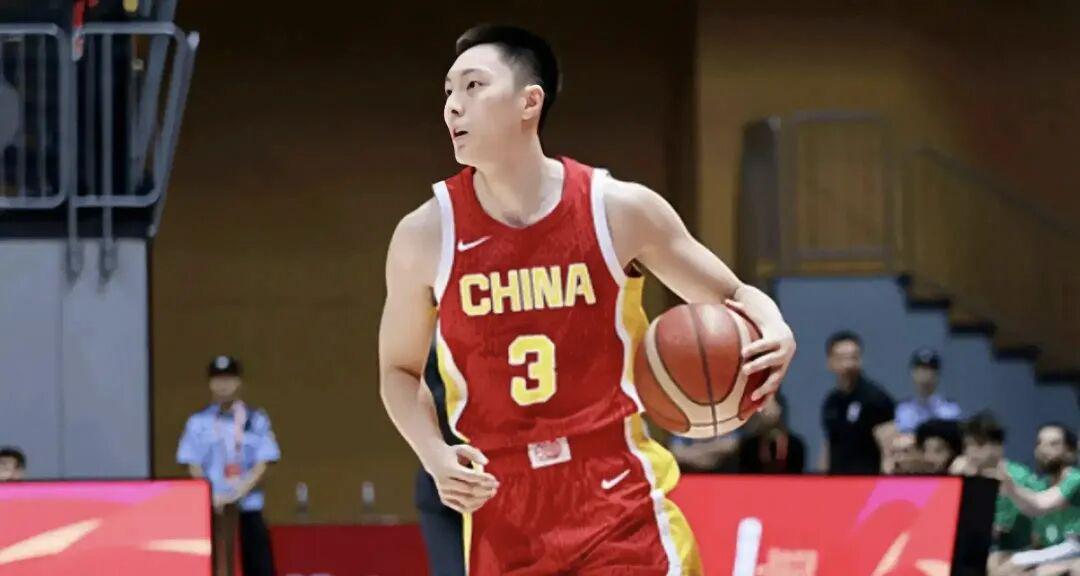 唐斯：布朗最出色的一点就是善于倾听 他非常尊重我们的意见