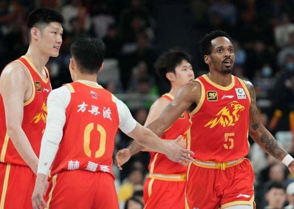 多队有意特纳 雄鹿索要首轮签
