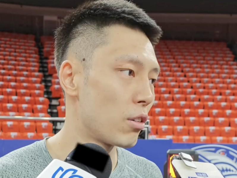 同样是NBA传奇巨星,为何科比营销害人,詹姆斯营销却无害?
