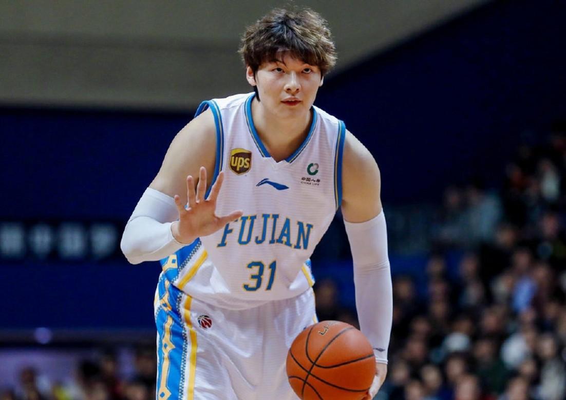 美职篮总决赛4比1淘汰马刺!纽约尼克斯时隔53年再次夺冠!