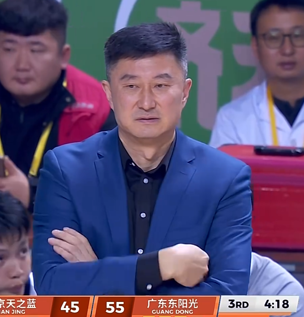 乐虎体育-威尔逊寄语阿努诺比:纽约一夜英雄,身份永不变
