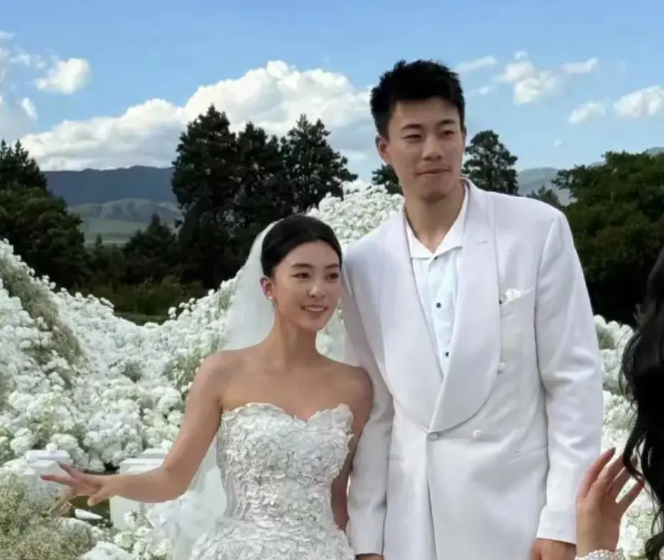 伊戈达拉回应詹皇世纪大帽:要不是我背部有伤,我就直接暴扣了!