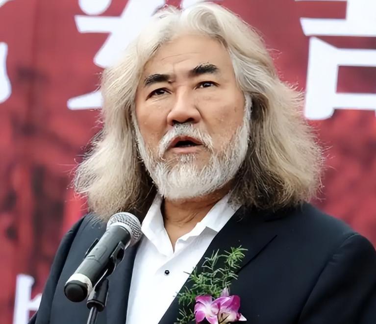 格林评文班亚马赛后离场争议