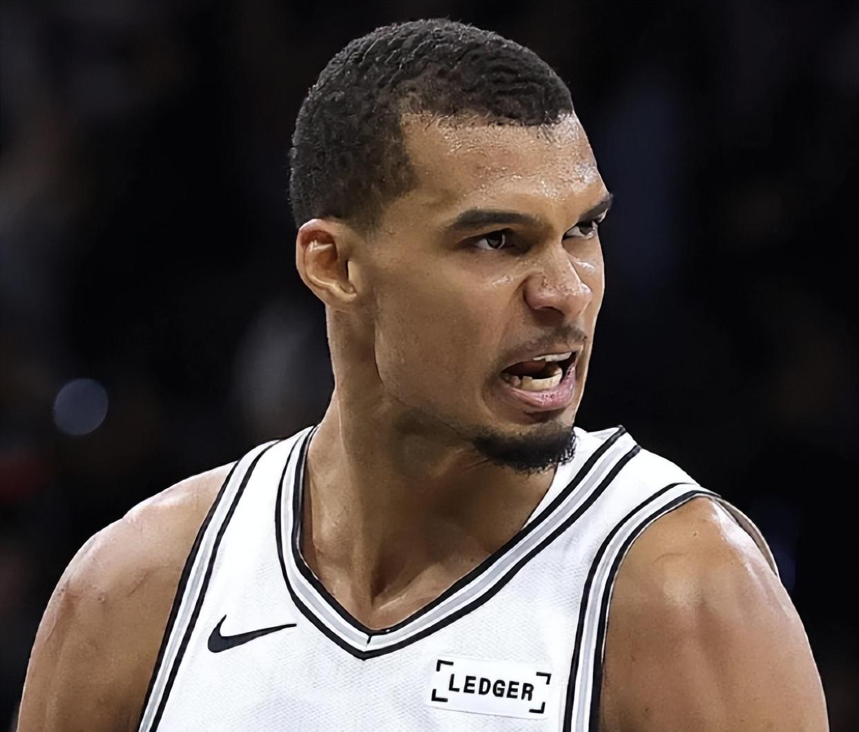NBA球星詹姆斯·哈登被捕