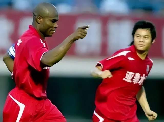 威尔逊寄语阿努诺比:纽约一夜英雄,身份永不变
