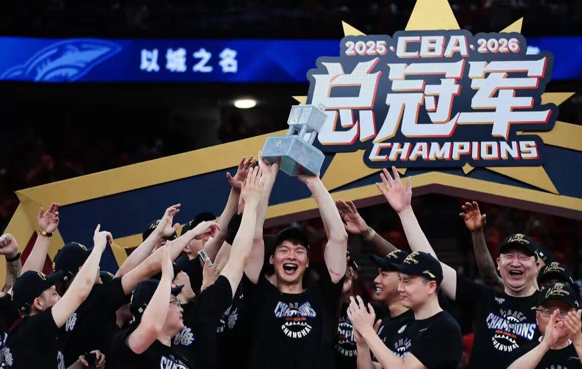 马刺侧翼大将:听他们在我们主场庆祝真的很难受,但我们会回来的
