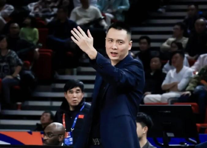 美媒建议老鹰签阿尔瓦拉多