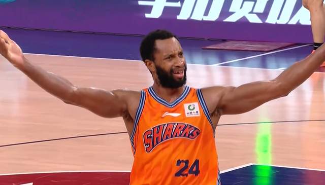 爆了!爆了!文班5年3亿!福克斯离队去尼克斯庆祝!
