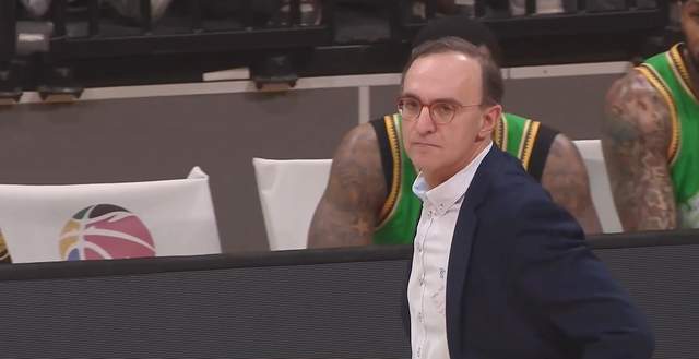 ESPN:马刺大概率留下福克斯