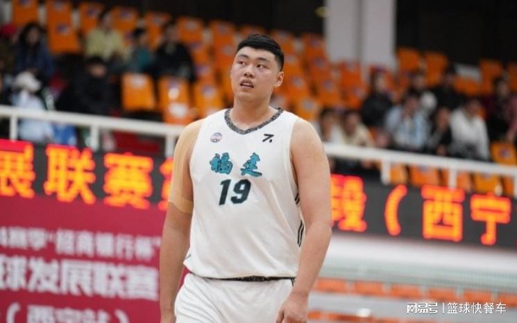 文班生涯6获亚军:遭尼克斯双杀丢双冠 奥尼尔给出变强建议