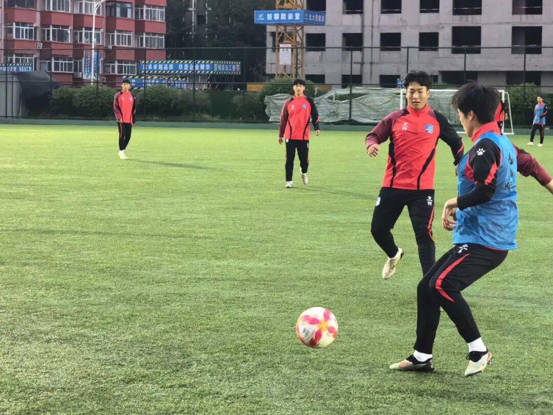 德国队6比0大胜,穆勒提醒世界杯征程风险不小
